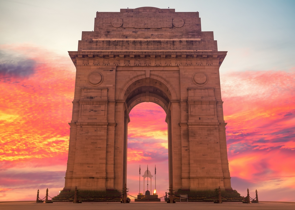 India,Gate,In,Sunset,Lights,,Famous,Landmark,Of,New,Delhi,