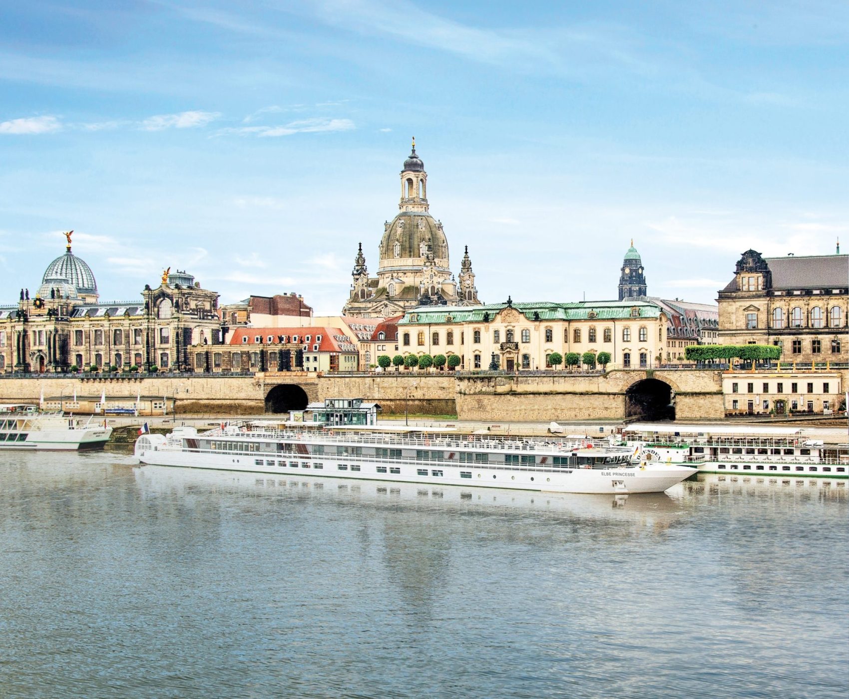 MS-Elbe-Princesse-dresden-01-CroisiEurope