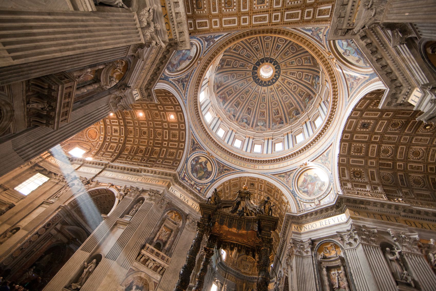 Italy-Rome-St.PetersBasilica3…ii..shutterstock_153277733